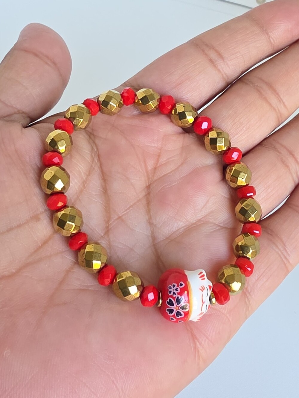 Lucky Cat Maneki Neko Stretch Bracelet Red Gold Beaded Kawaii Good Luck Gift